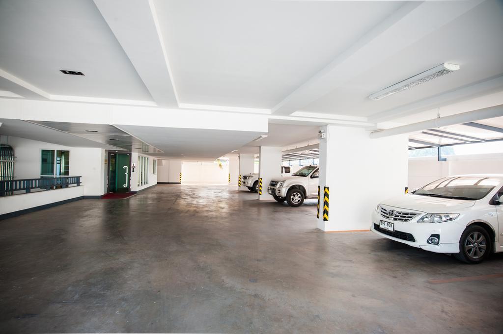 The Unique Condo Nimman Чиангмай Экстерьер фото
